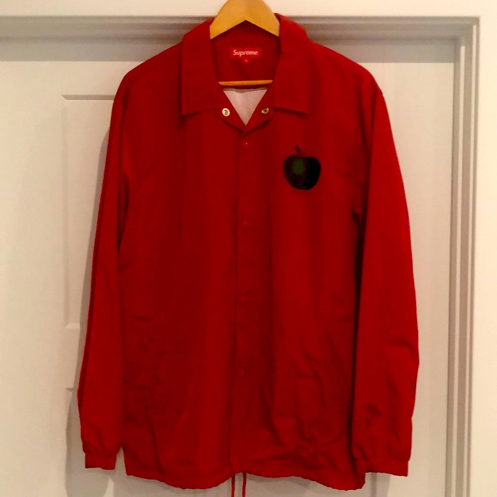 Supreme XL coaches jacket unworn